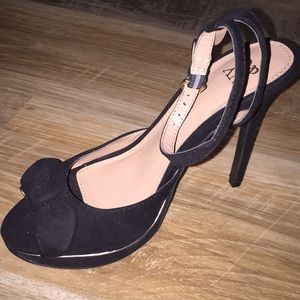 NY&CO Platform Ankle Strap Heels | Color: Black